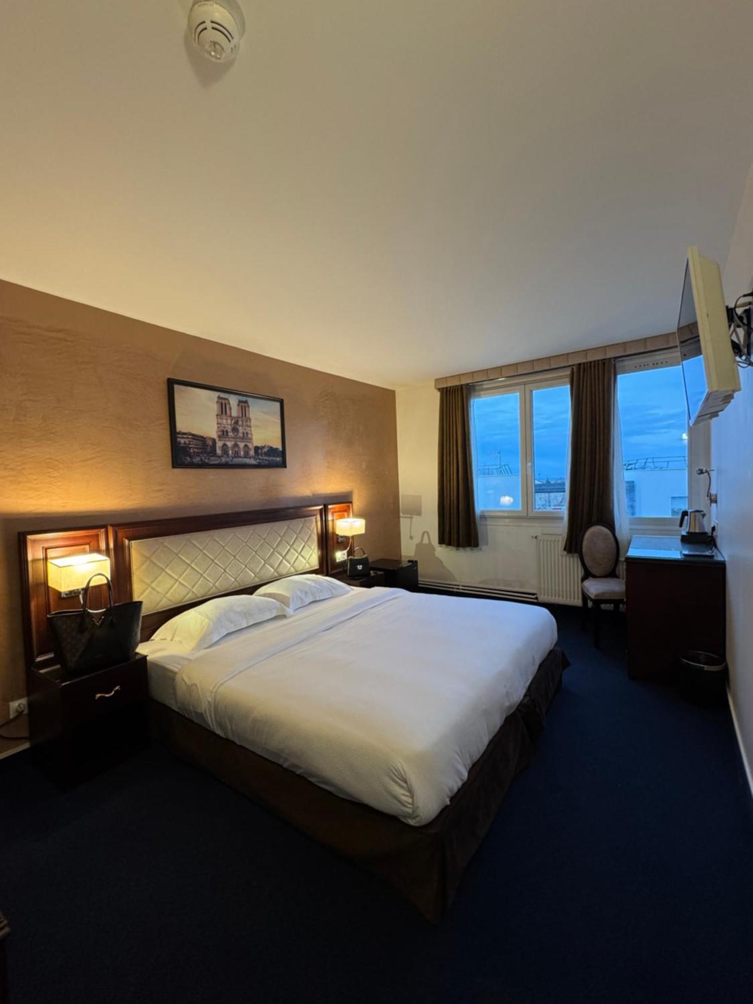 Hotel Grand Paris Villejuif Εξωτερικό φωτογραφία