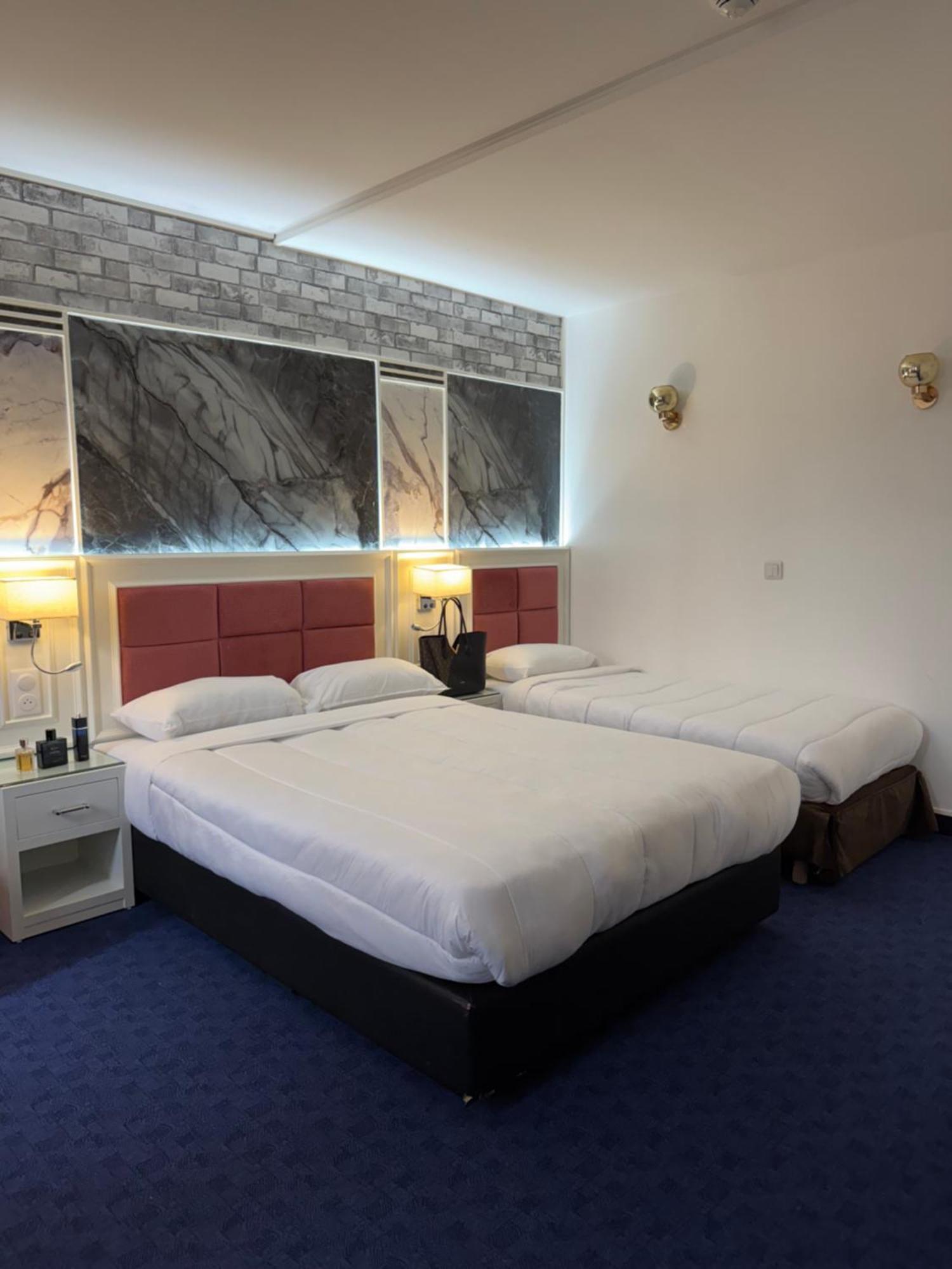 Hotel Grand Paris Villejuif Εξωτερικό φωτογραφία